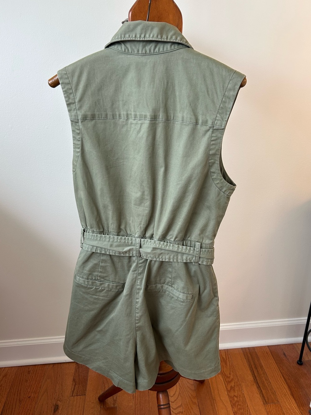 Abercrombie & Fitch Utility Romper in Olive Green Medium Petite - Picture 5 of 7
